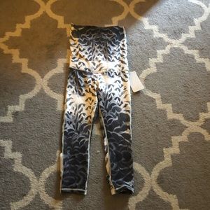 Lululemon Wunder Under *SE Dance, Pretty Plume